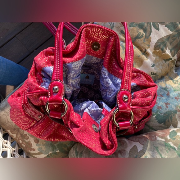 Kathy Van Zeeland shoulder bag. New w/o tags. Never used. Pink/Silver/Black/Gold - Picture 3 of 16